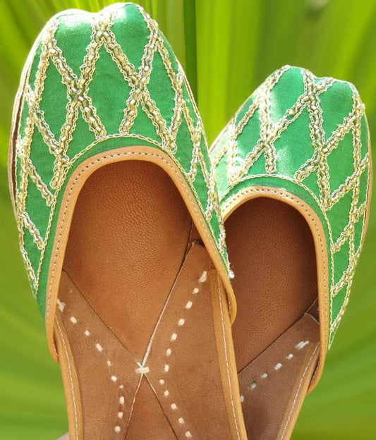 Green Checkers Handmade Women's Punjabi Leather Jutti