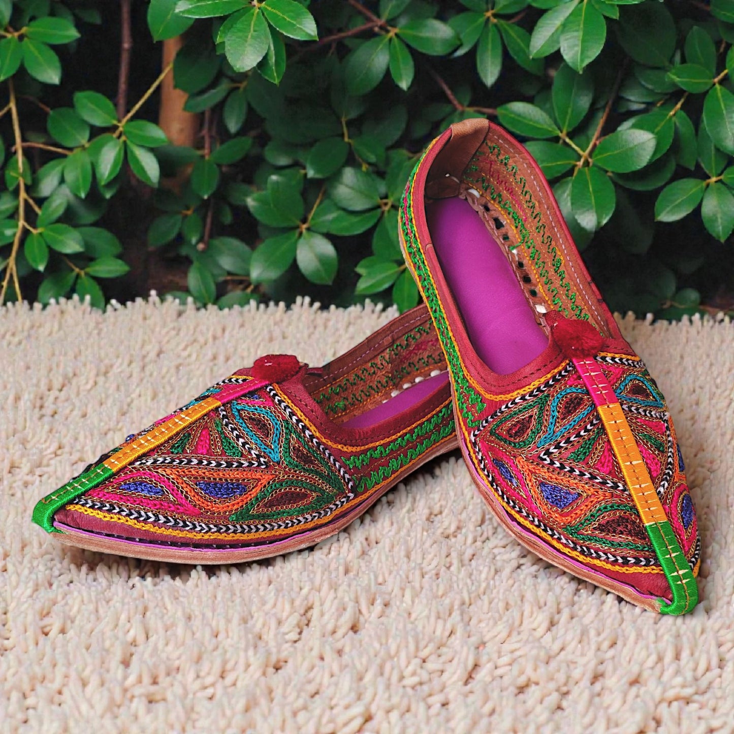 Colorful Embroidary Handmade Women's Jodhpuri Leather Jutti